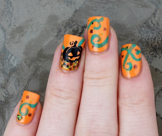 Halloween Pumpkin Nail Art