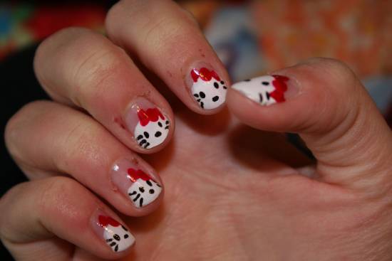 Hello Kitty Nails