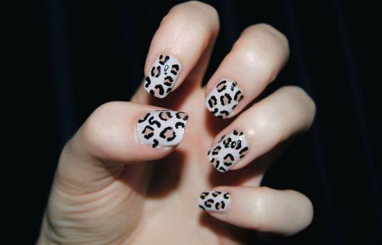 Leopard Print Nail Art