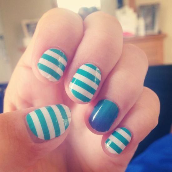 How to Get Striped Nails: Step by Step Tutorial