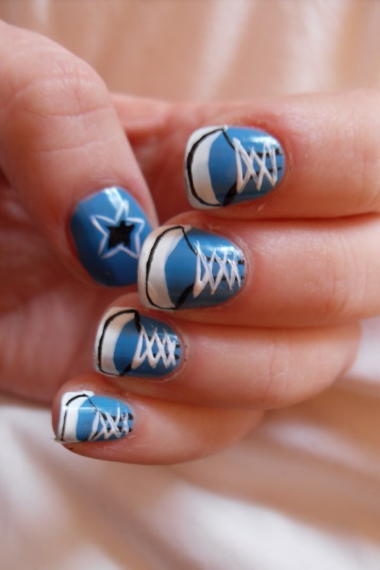 35 Fantastic Star Nail Art Ideas