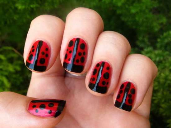 Ladybug Nail Designs