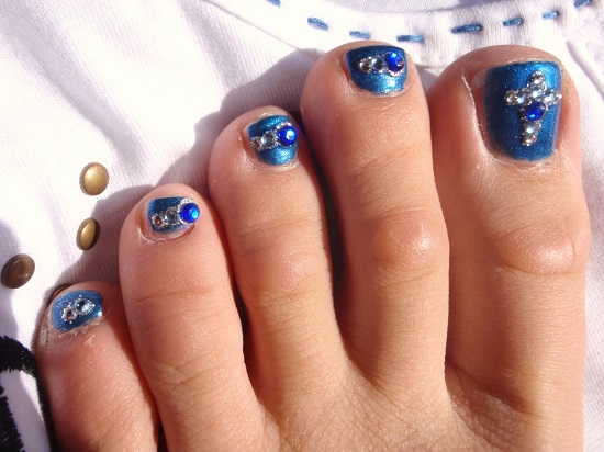 Blue Jeweled Toe Nail Design
