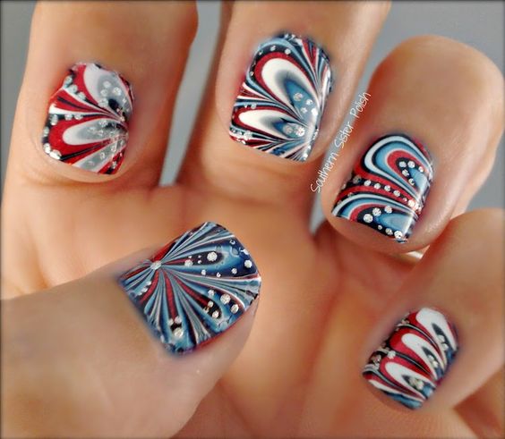 30 Attractive Water Marble Nails