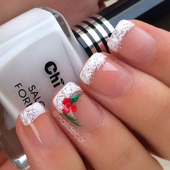 30 Easy Christmas Nails For Beginners