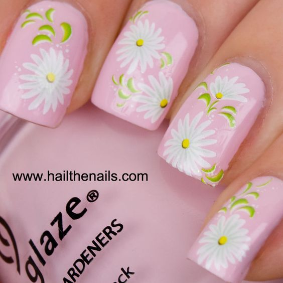 30 Lovely Daisy Nail Art Nail Design Ideaz