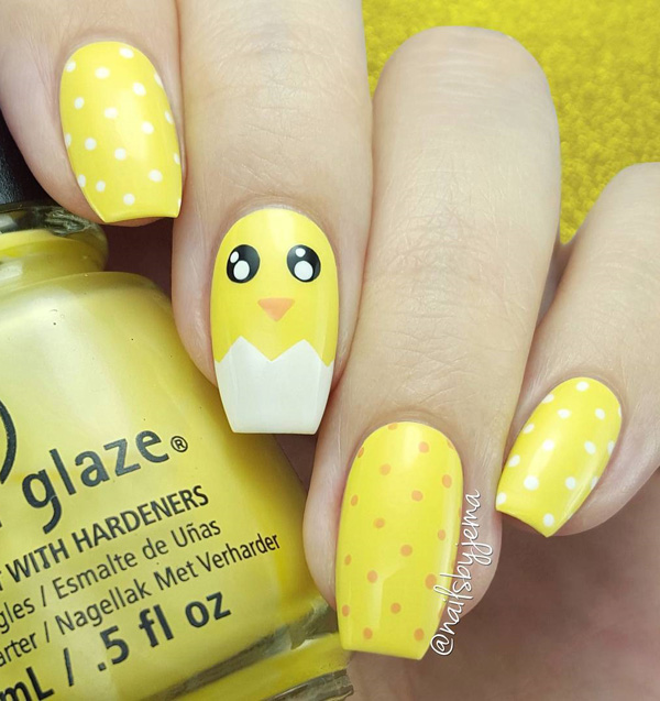 Hatched Chick in Yellow Nails with Polka Dots