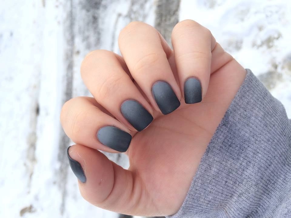 30 Gorgeous Grey Nails To Keep You In Style Nail Design Ideaz
