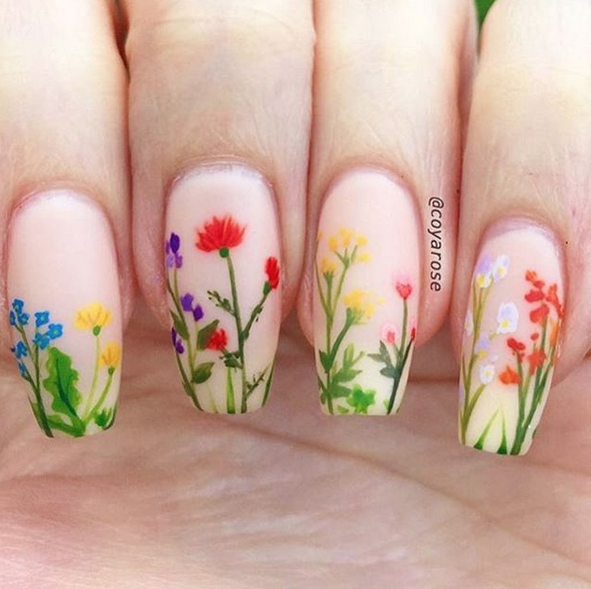 30 Gorgeous Flower Nail Design | Nail Design Ideaz