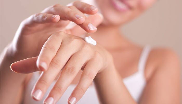  Using Hand Cream as Cuticle Cream 